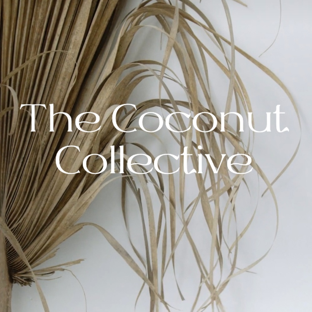 The Coconut Collective Maui Gold Necklace NWT! - Picture 3 of 3